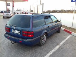 Volkswagen Passat foto 2