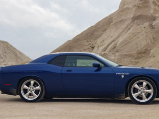 Dodge Challenger foto 4