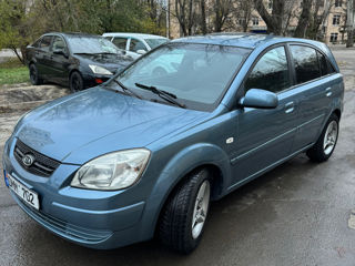 KIA Rio foto 2