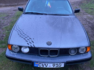 BMW 5 Series foto 9