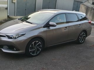 Toyota Auris foto 5