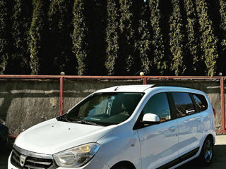 Chirie auto / rent a car / авто прокат chisinau (aeroport - botanica - centru) foto 3