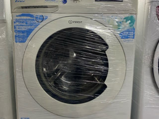 Indesit 8 kg 1200 rpm inverter  . Garanție! 250 €uro