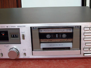 JVC KD-JVC KD-D35 este o casetă stereo. 1990 Caracteristicile KD-D35 includ selecția tipului de band foto 5