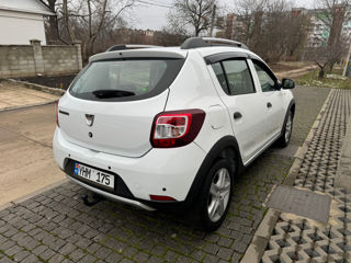 Dacia Sandero foto 4