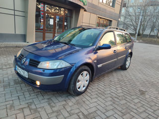 Renault Megane foto 2