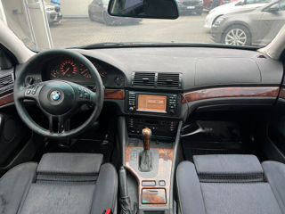 BMW 5 Series foto 11