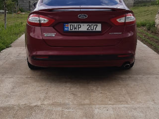 Ford Fusion foto 3