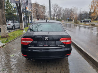 Skoda Superb foto 6