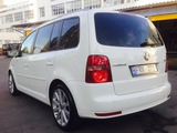 Volkswagen Touran foto 3