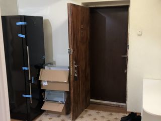 Apartament cu 3 camere, 76 m², Centru, Cimișlia foto 2