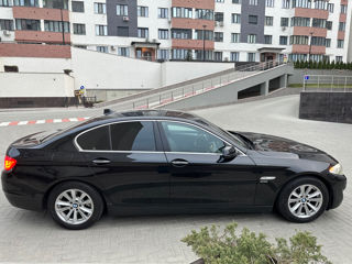 BMW 5 Series foto 4