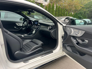 Mercedes C-Class Coupe foto 13