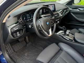 BMW 5 Series foto 7