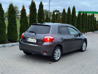 Toyota Auris foto 4