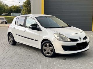 Renault Clio foto 2