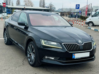 Skoda Superb foto 3