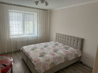 Apartament cu 2 camere, 60 m², Buiucani, Chișinău foto 2