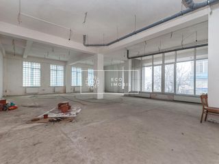 Chirie, Spații comerciale, Oficii, Buicani, 300mp, 900 euro foto 1