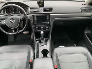 Volkswagen Passat foto 7