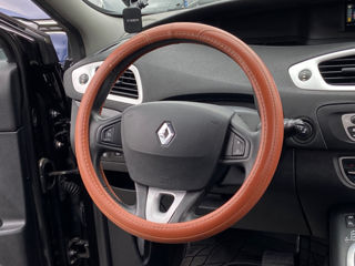 Renault Grand Scenic foto 8