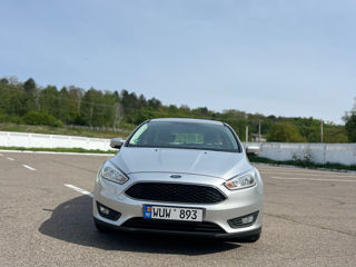 Ford Focus foto 6