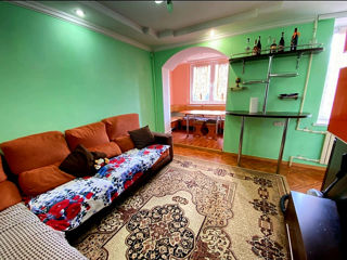 Apartament cu 3 camere, 69 m², Râșcani, Chișinău foto 3