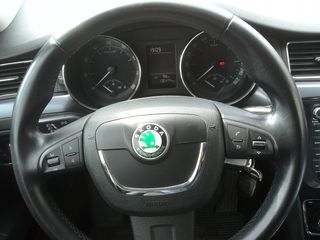 Skoda Superb foto 5