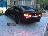 BMW 5 Series foto 4