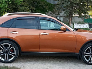 Infiniti FX foto 4