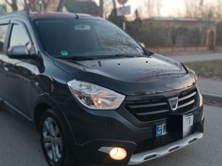 Dacia Lodgy foto 2