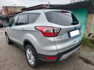 Ford Kuga foto 4