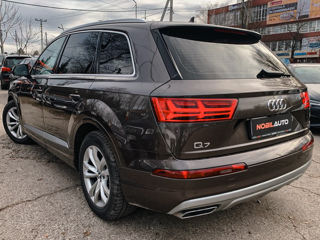 Audi Q7 foto 5