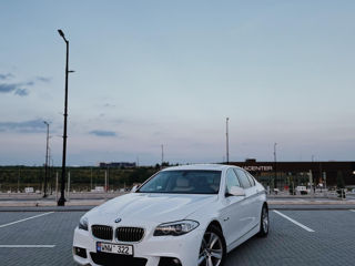 BMW 5 Series foto 10