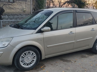 Renault Grand Scenic foto 10