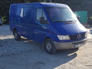 Mercedes Sprinter foto 2