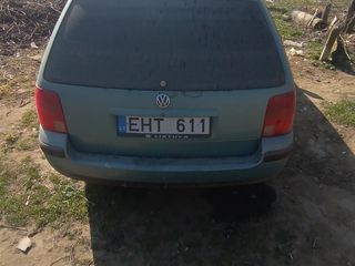 Volkswagen Passat foto 4