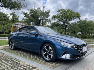 Hyundai Elantra foto 3