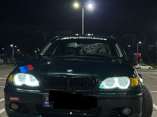 BMW 3 Series foto 1