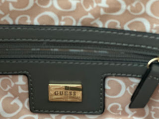 Guess foto 6