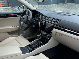 Skoda Superb foto 5