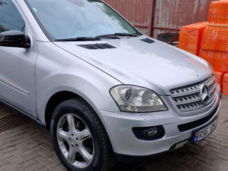 Mercedes M-Class foto 6