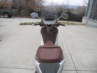 Piaggio Beverly300i foto 4