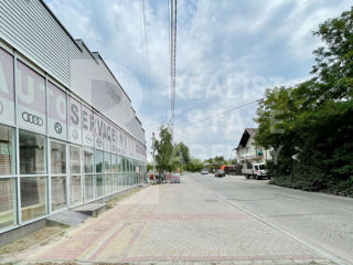 Spațiu comercial cu o suprafața de 600 mp amplasat în Bălți! foto 2
