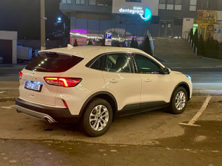 Ford Kuga foto 4