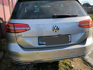 Volkswagen Passat foto 2