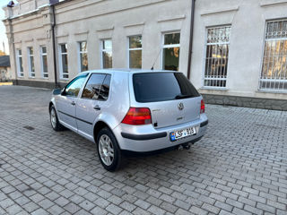 Volkswagen Golf foto 3