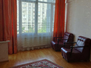 Apartament cu 2 camere, 88 m², Centru, Chișinău foto 3