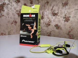 беспроводная bluetooth гарнитура Pioneer ironman 35e  звук – премиум! 8 часов звоните foto 1