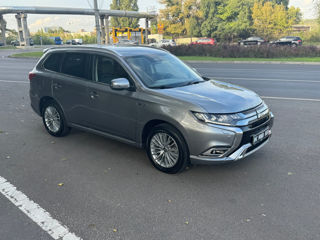 Mitsubishi Outlander foto 3